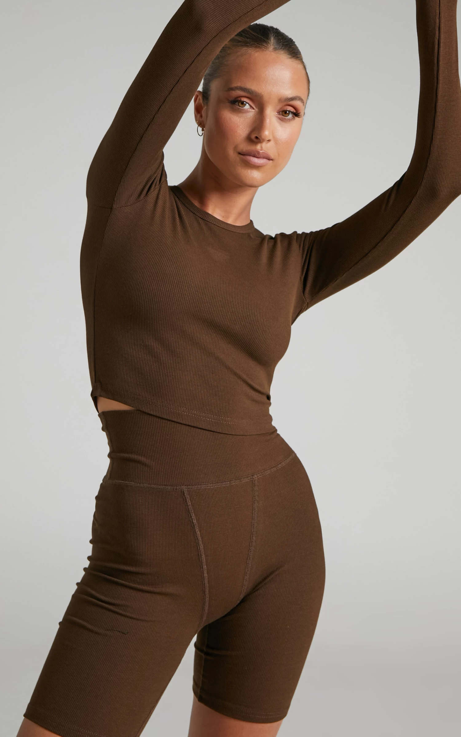 Showpo Chimmy Ribbed Long Sleeve Crop Top In Chocolate - Image 2