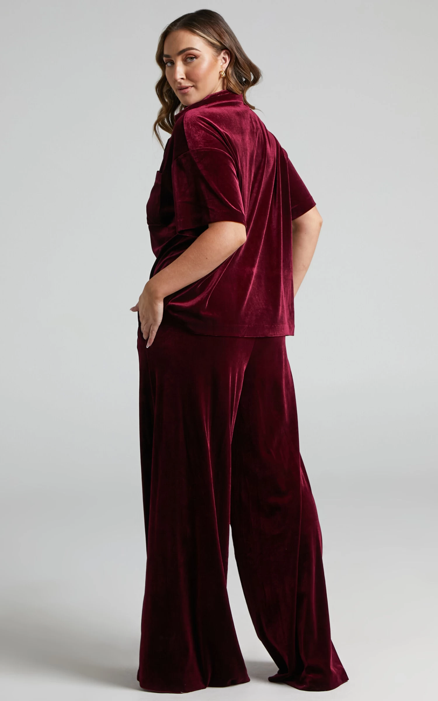 Showpo Aspen High Waisted Elastic Waist Wide Leg Pant In Mulberry Velvet - Image 5