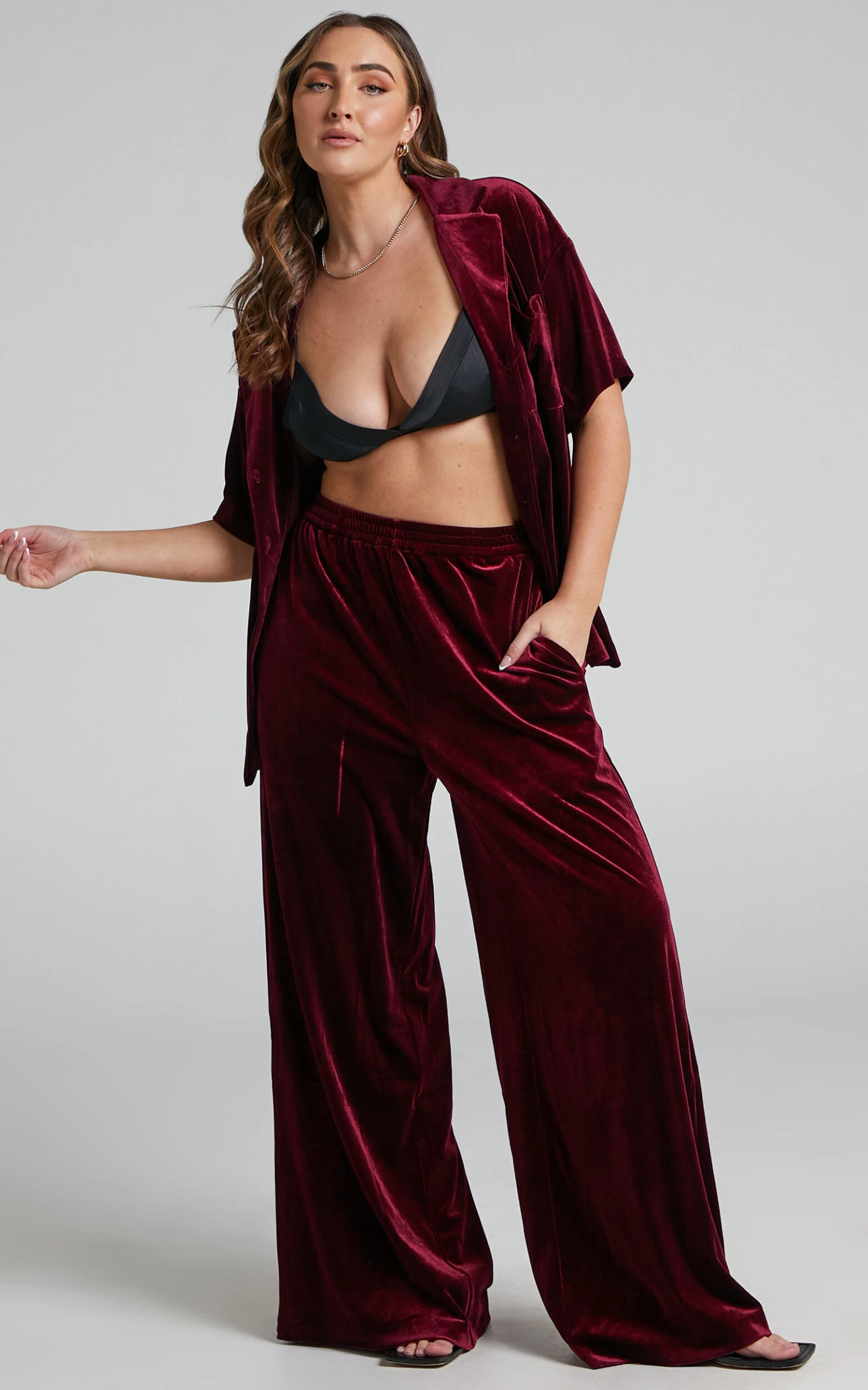 Showpo Aspen High Waisted Elastic Waist Wide Leg Pant In Mulberry Velvet - Image 3