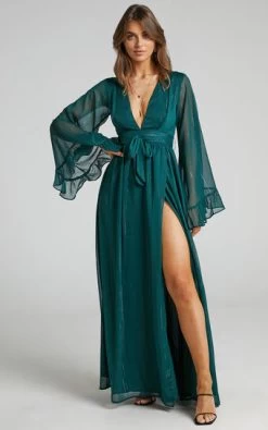 Showpo Dangerous Woman Maxi Dress In Emerald
