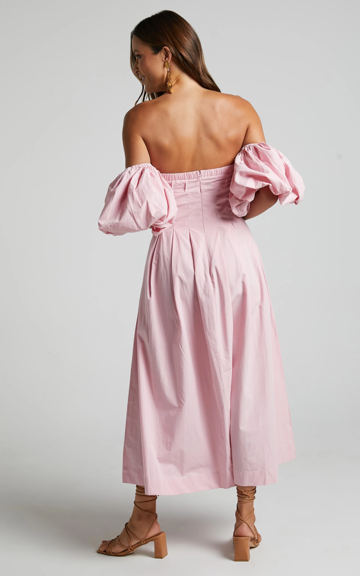 Showpo Geloe Structured Off Shoulder Puff Midi Dress In Pink - Image 7