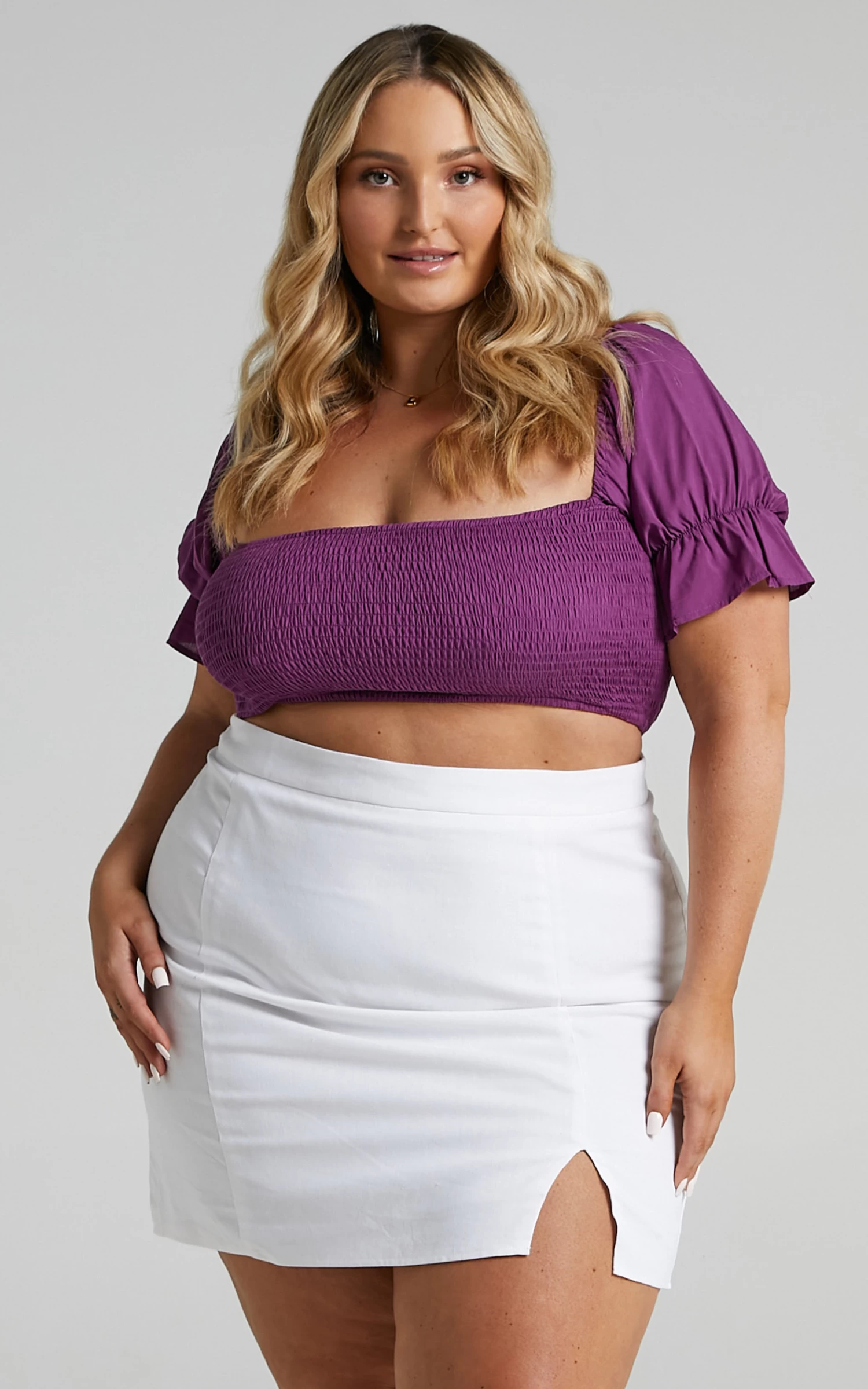 Showpo International Babe Mini Skirt In White Linen Look - Image 3