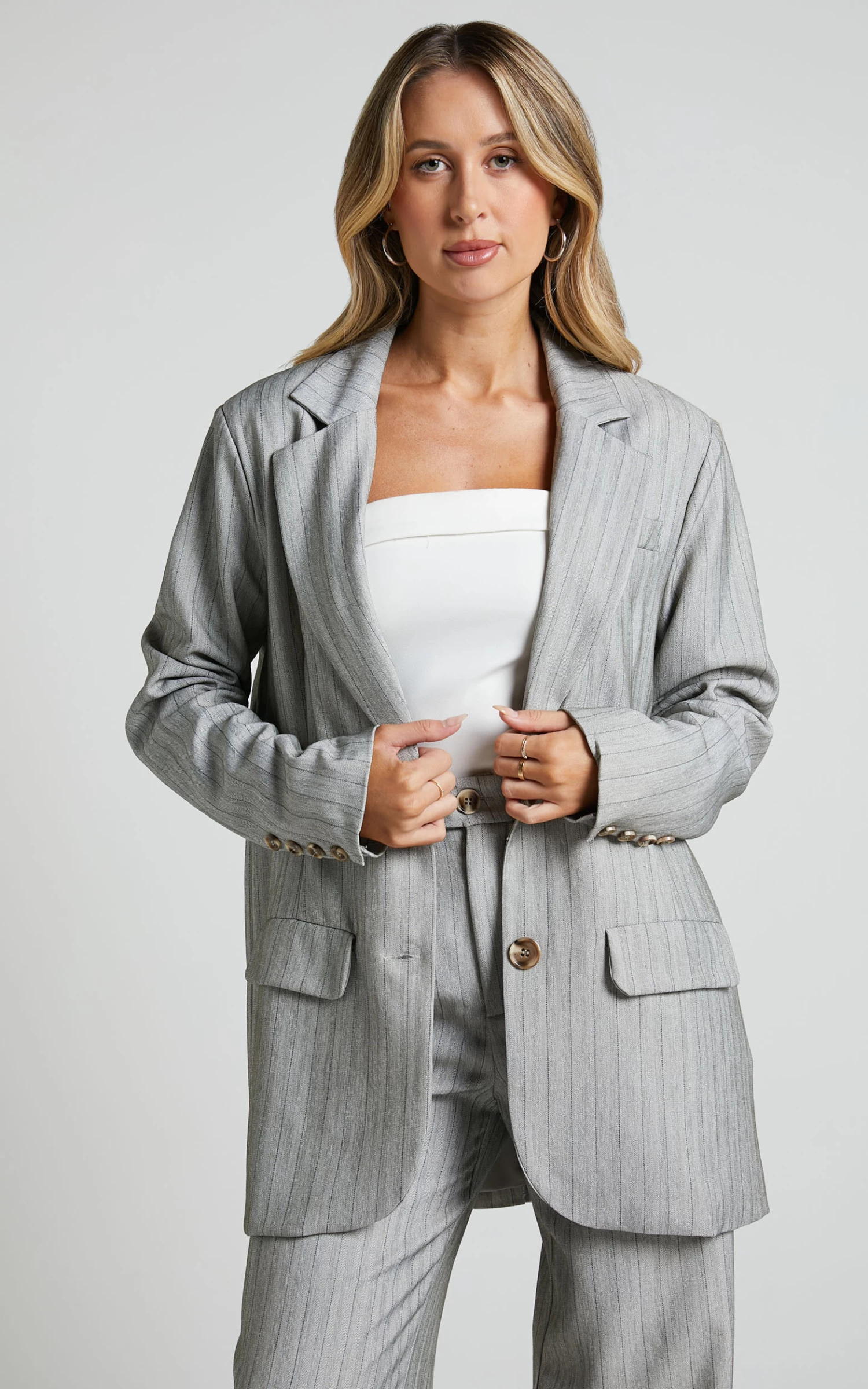Showpo Maryanne Oversized Blazer In Grey Stripe - Image 4