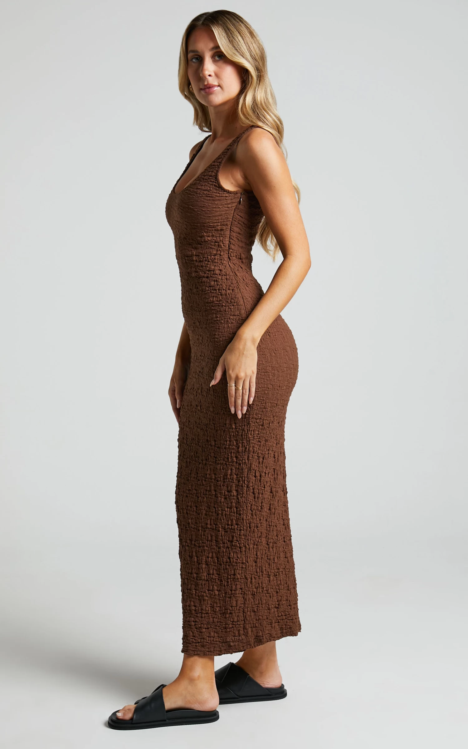 Showpo Novida Midi Dress - Textured Bodycon Dress In Chocolate - Image 5