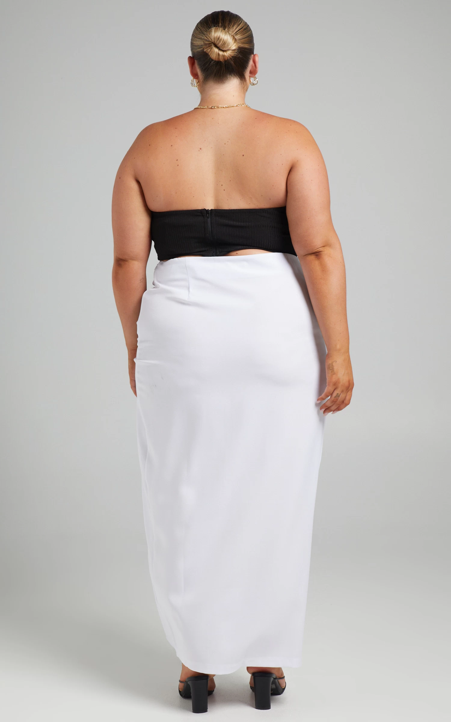 Showpo Eilly Maxi Skirt With Ruched Side Split In White - Image 8