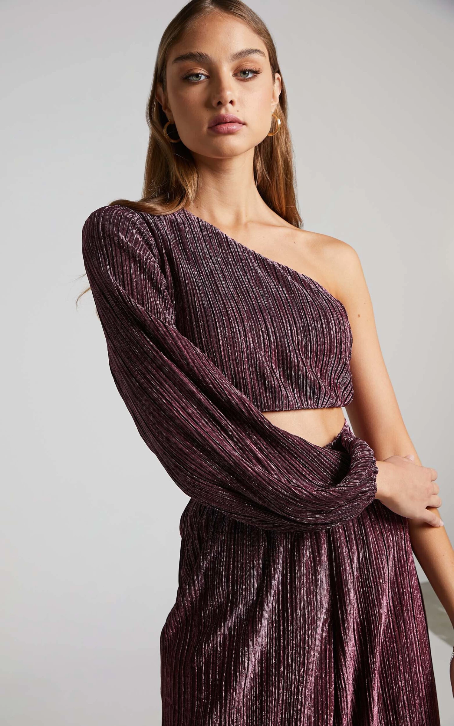 Showpo Roellah Top - Lurex Plisse One Shoulder Crop Top In Pink - Image 5