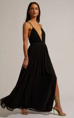 Showpo Shes A Delight Maxi Dress In Black