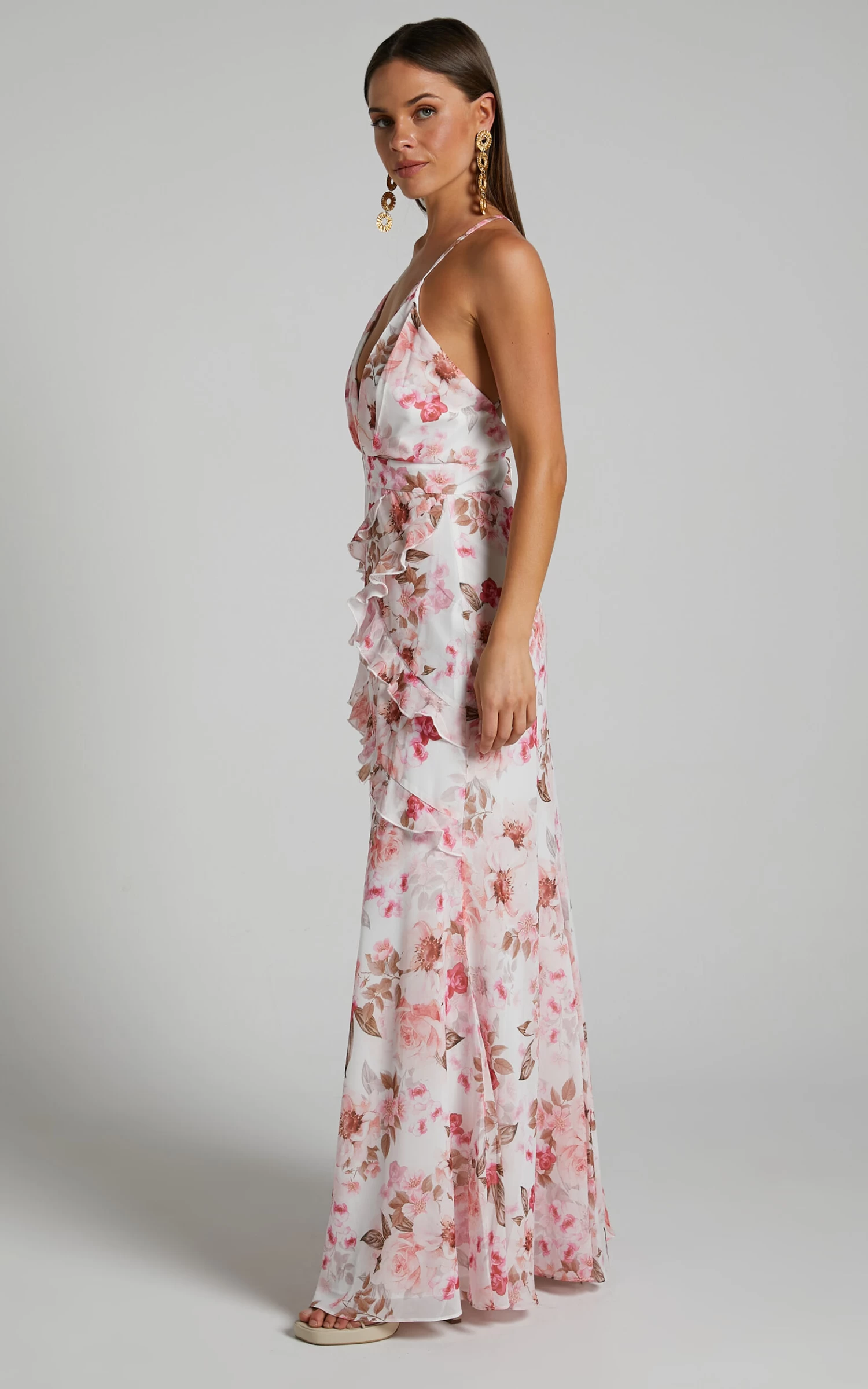 Showpo Suanie Ruffle Detail Tiered Maxi Dress In Bouquet Floral - Image 6