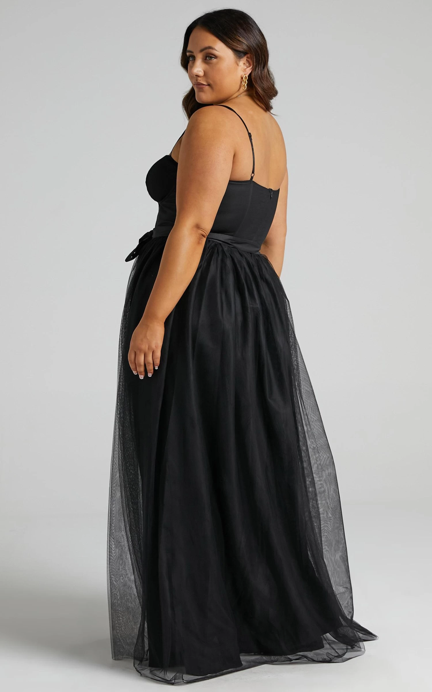 Showpo At The Altar Bodice Maxi Dress In Black - Image 9